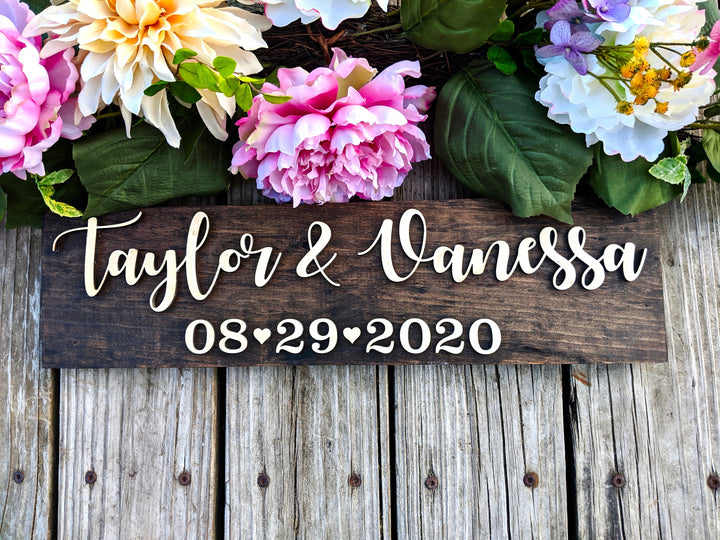 3D Engagement Announcement Sign.