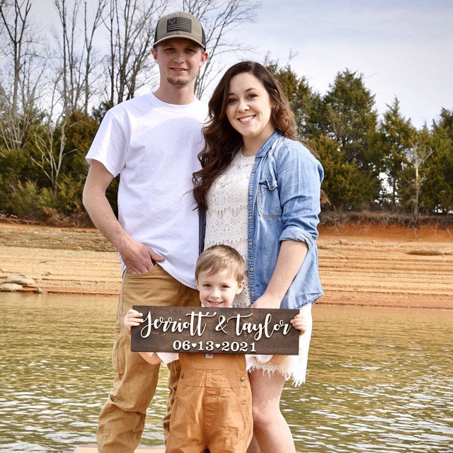 3D Engagement Announcement Sign.