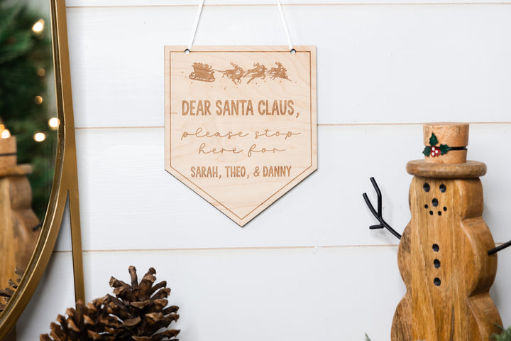 'Dear Santa' Hanging Sign