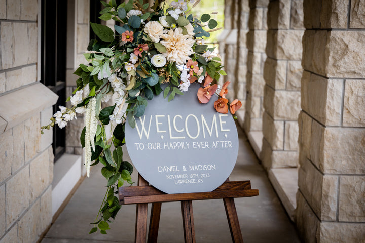 3D Acrylic Welcome Wedding Sign. Laser Welcome - Round Marisa