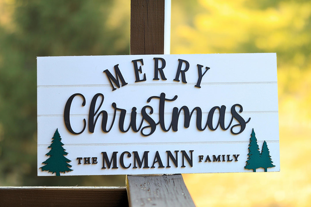 Pallet Family Christmas Sign