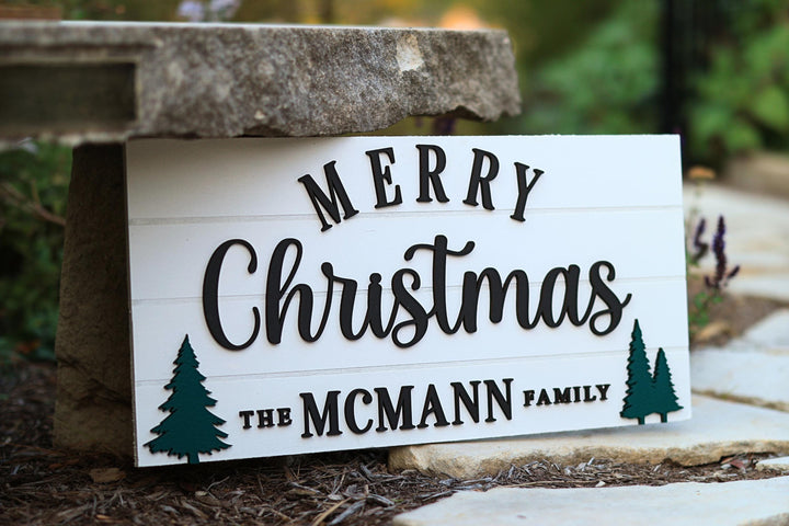 Pallet Family Christmas Sign