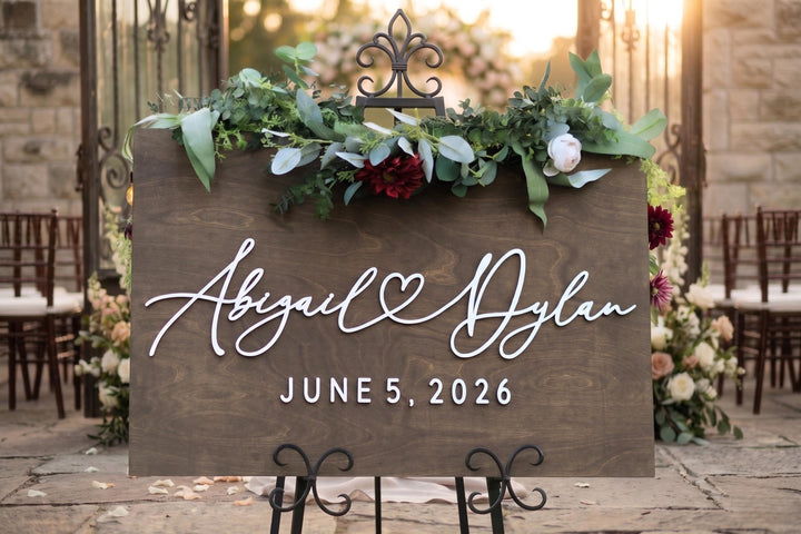 Welcome Wedding Sign Connecting Heart